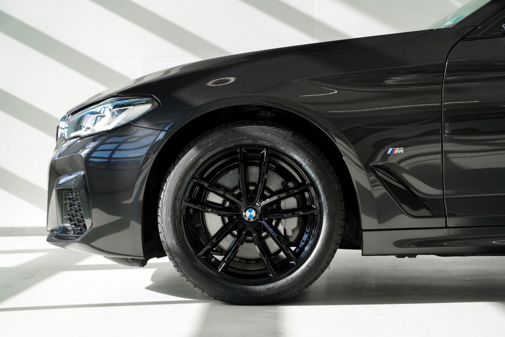 Afbeelding 7 van de BMW 5 Serie Touring 530i High Executive