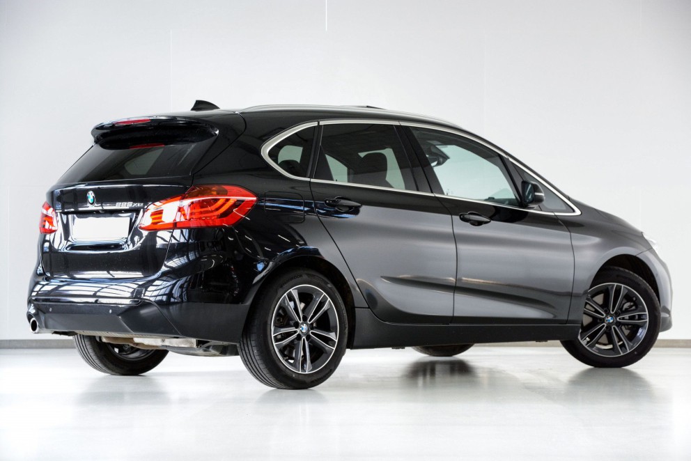 Afbeelding 2 van de BMW 2 Serie Active Tourer 225xe High Executive